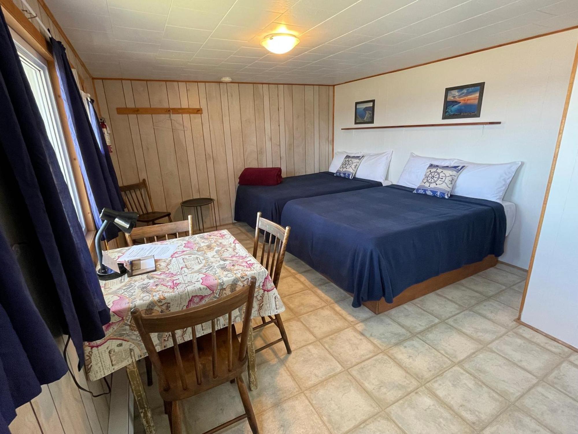 Chalets Bernatchez Mont-Saint-Pierre Exterior photo