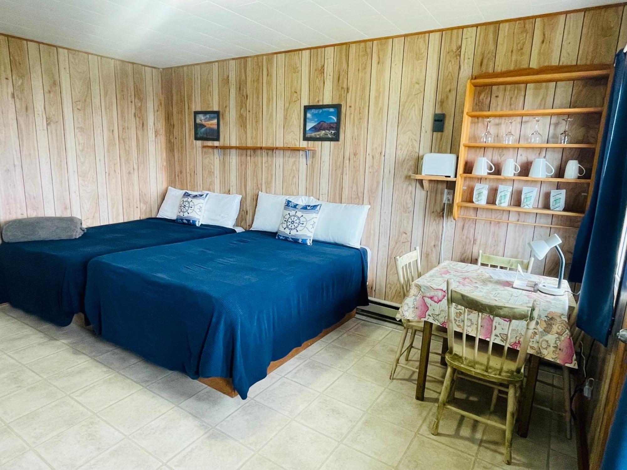 Chalets Bernatchez Mont-Saint-Pierre Exterior photo